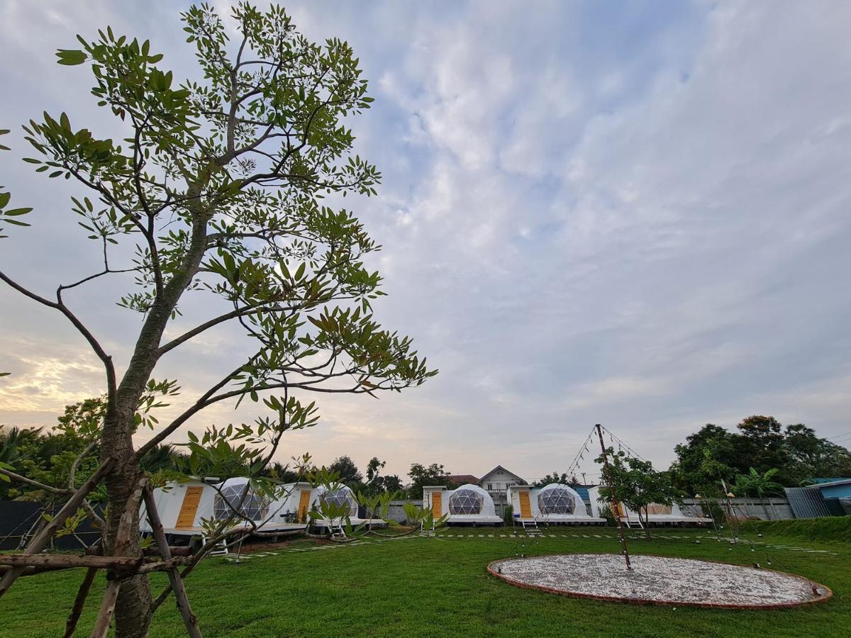 Sb Inn Пхетбури Экстерьер фото
